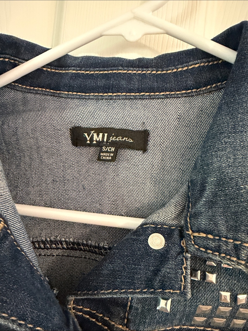 Small Jean jacket - Picture 2 of 3